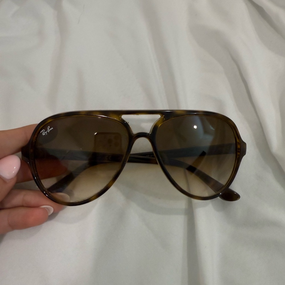 Ray bans